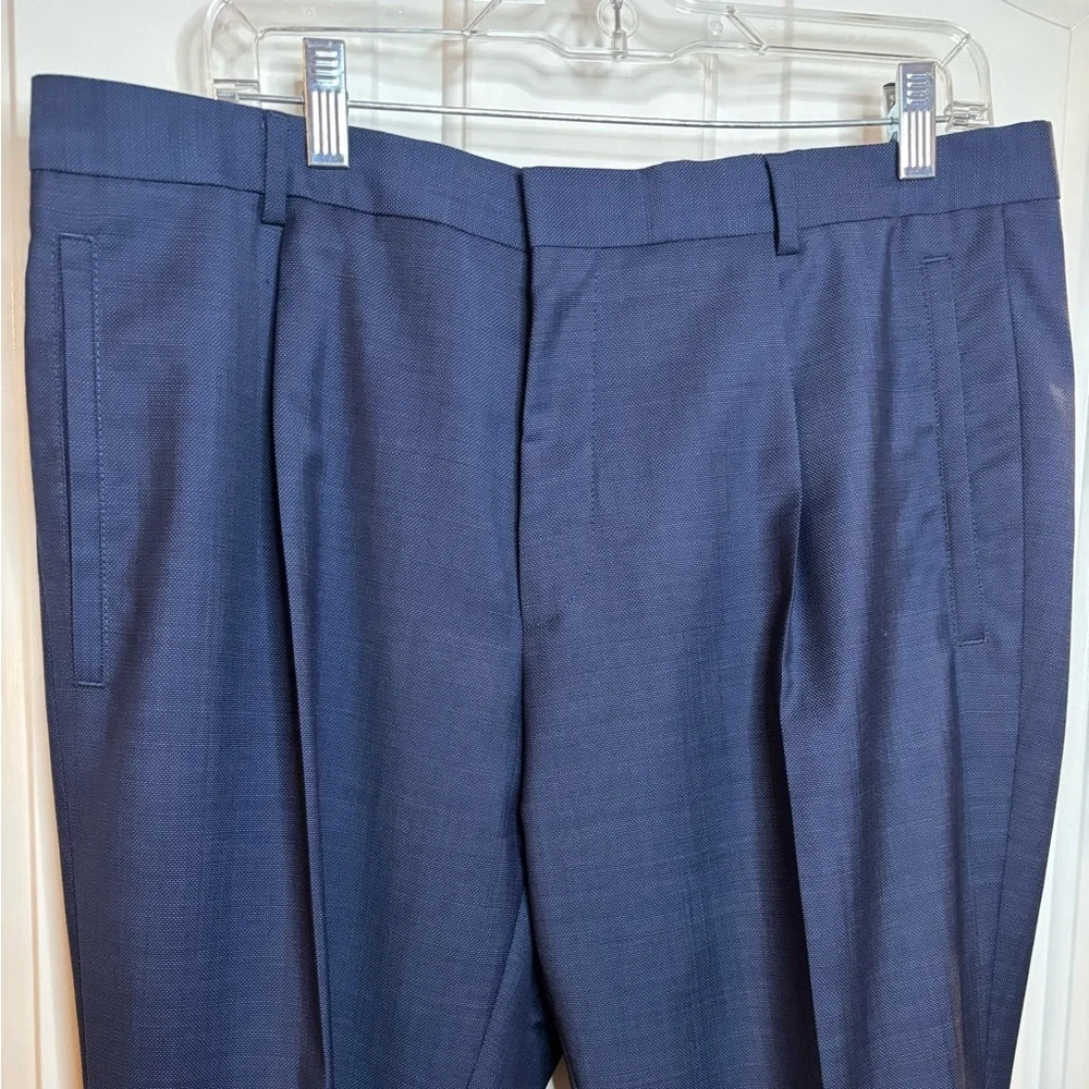 Hugo Boss Men's  Blue light wool blend Dress Pants joggers 36 waist